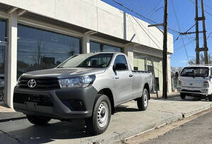 Hilux C/simple 2.4 Tdi 4X4 0Km My2025 Orio Hnos