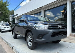 Hilux C/simple 2.4 Tdi 4X4 0Km My2025 Gris Oscuro