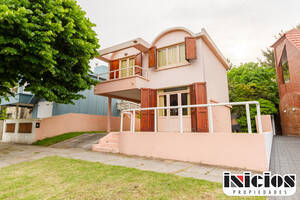 Inversión Asegurada! Dúplex de 4 Ambientes Listo para Disfrutar Cerca Del Mar.