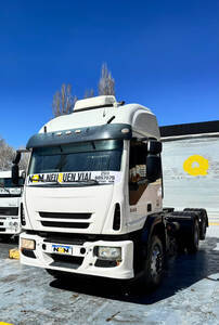 Iveco Cursor 330 6X2 2013 Camion Con Eje Neumatico Nqn
