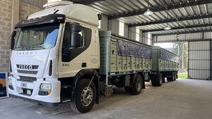 Iveco Cursor 330