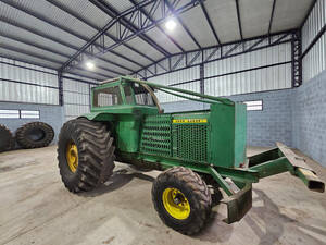John Deere 5020