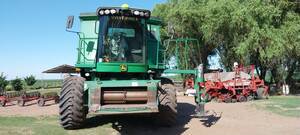 John Deere 9650. Año 2008. Plataforma de 30 pies.