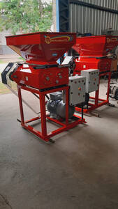 Quebradora De Granos Modelo R-700