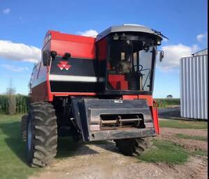 Massey Ferguson 5650. Horas 3800. Plataforma 19 pies.