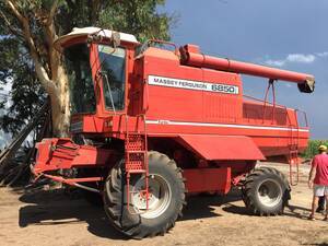 Massey Ferguson 6850. Horas 5000. Plataforma de 19 pies.