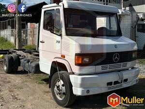 Mercedes Benz 710 año 2015 Chasis