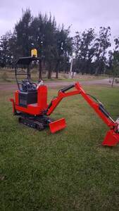 Mini Excavadora con Orugas 2GMaq