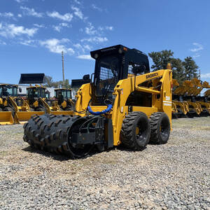 Minicargadora Con Compactador Sinomach 255F
