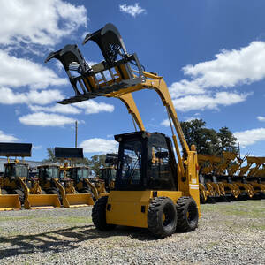 Minicargadora Con Garra Forestal Sinomach 255F