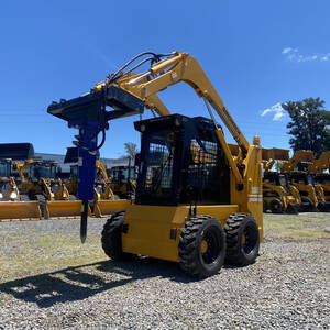 Minicargadora Con Martillo Hidráulico Sinomach 255F