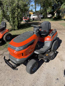 Minitractor Husqvarna De 26 Hp 54" De Corte
