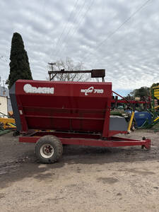 Mixer Apache 720 De 7 M3 Con Balanza Hook