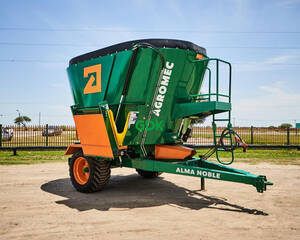 Mixer Descarga Frontal Distribuidor 14 M3 - Agromec