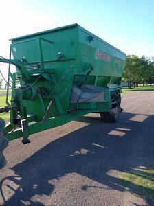 MIXER HORIZONTAL TECNOCAR 15M3 