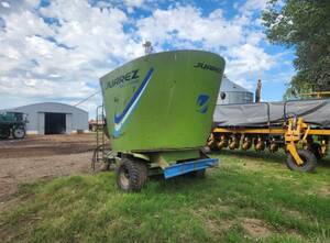Mixer Vertical Juarez 14 m3