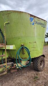 Mixer Vertical Juarez MVJ-1400 Usado