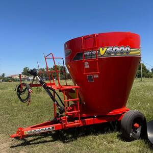Mixer Vertical Loyto V6000