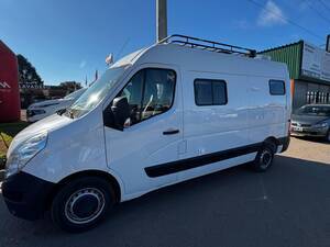 Motorhome Renault Master 2019 Totalmente Equipada – Baño, Cocina y Cama