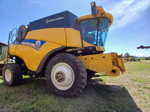 New Holland Cr 7.90- 2020