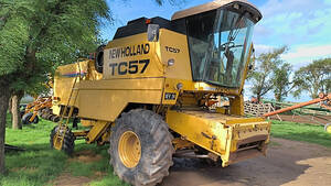New Holland Tc 57. Año 1998.