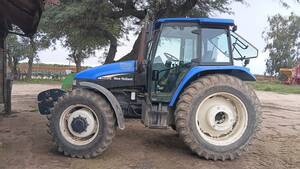 New holland TS 120. Año 2004. Doble tracción.