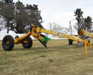 Niveladora De Arrastre Na20 Max C/cub Grosspal