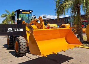 Pala M47HD - 50HP (forrajera) con cabina con aire