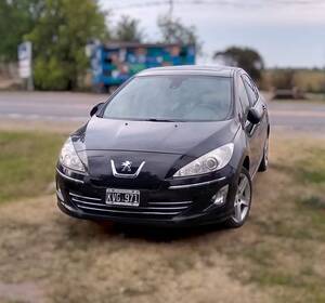 Peugeot 408 HDI Feline 