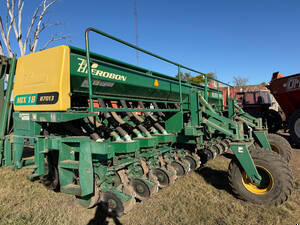 Sembradora Pierobon Mix 70 13R 1B