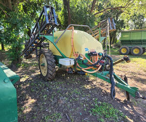 Pulverizador Caiman 3000 Serie A De 24 Metros