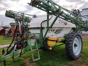 Pulverizador De Arrastre Usado Marca Metalfor 3000 Lts