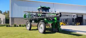 Pulverizadora Autopropulsada 7040 Metalfor