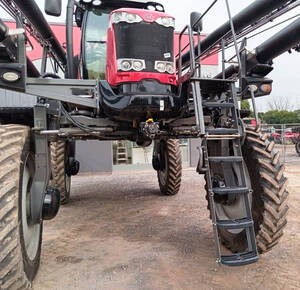 Pulverizadora Massey Ferguson 535 R - BOTALON 40 METROS- Disponible