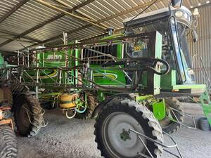 Pulverizadora Metalfor Multiple 3200, 2007, 2WD, Bot 27 Mts