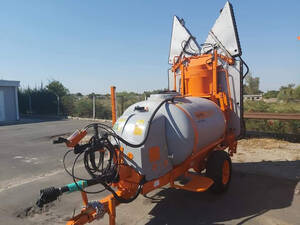 Pulverizadoras Jacto Arbus Valencia Tower 2000