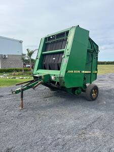 Rotoenfardadora John Deere 535