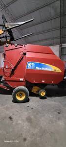 Rotoenfardadora New Holland BR7090