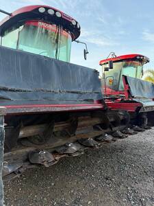 SEGADORA AUTOPROPULSADA CASE IH WD1904
