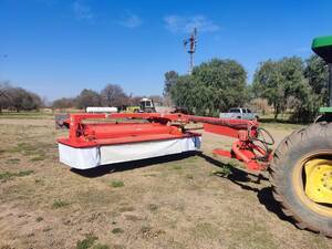 segadora Kuhn fc 352