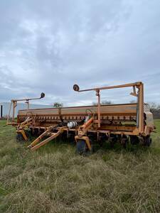 Sembradora Agrometal Tx Mega Año 2004 - 16 A 52