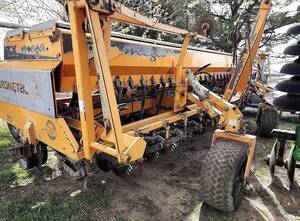 Sembradora Agrometal TX Mega De 13 A 52 Cm