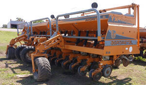 Sembradora Agrometal Txn Mega 16-52 2011 Neumática