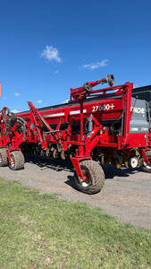 Sembradora Apache 27000, 20X52-Neummatermacc - 2018.