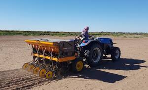 Sembradora De Pasturas El Pato Sp9