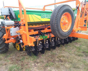 Sembradora Grano Fino Mod 700 19 Lineas . Dumaire