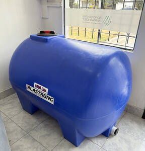 Tanque 1000Lts Horizontal Plástico Plastrong