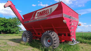 Tolva Auto Descargable Ombu 32000 Lts. Mod Crv-26.