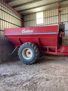 Tolva autodescargable CESTARI 14 Tn con balanza Magris