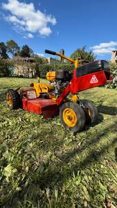 TRACTOR DE JARDIN 